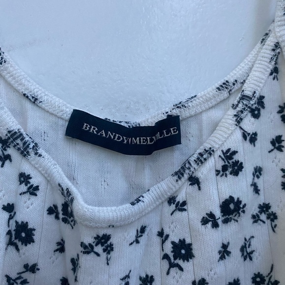 tank top - Picture 2 of 3